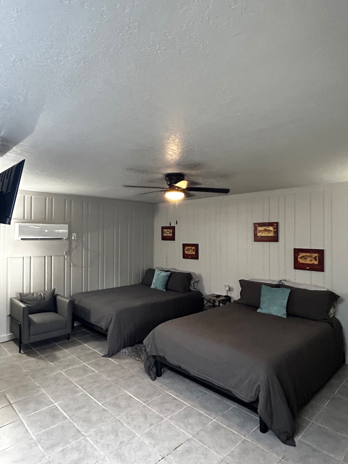 Lake view room on Reelfoot Lake