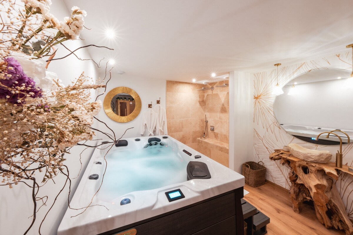 Suite avec jacuzzi et sauna privatifs en Sologne