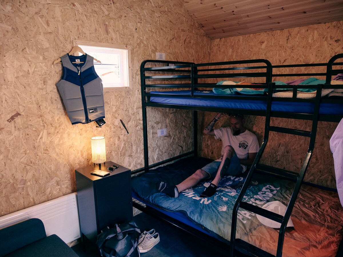 Bunkhouse Village-2 person pod