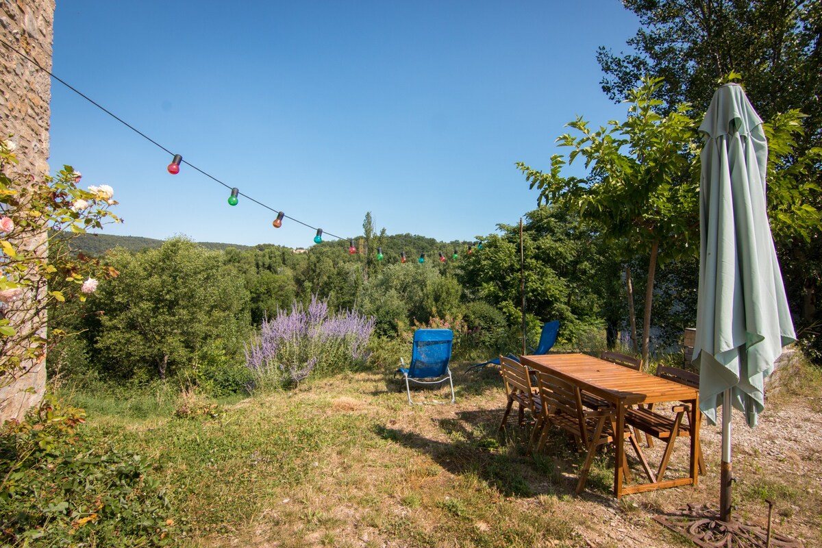 Gîte les Couleurs à la Bergerie Cyclette, au calme