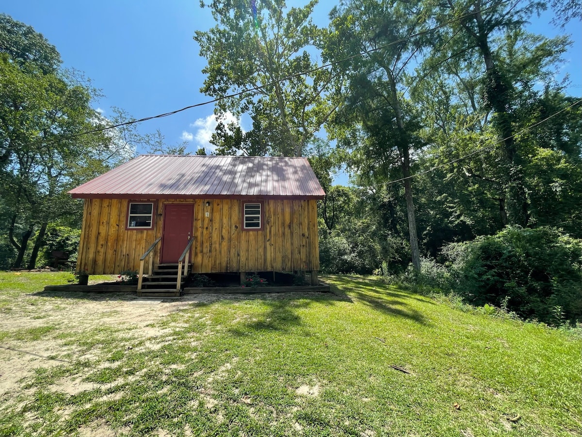 Rustic Creekside Cozy Cabin #3