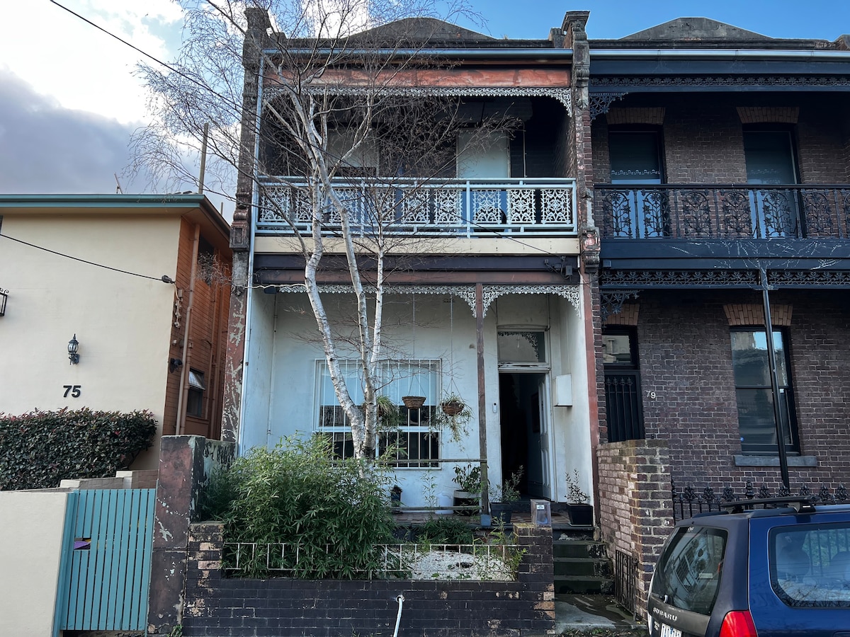 Room in double-storey terrace