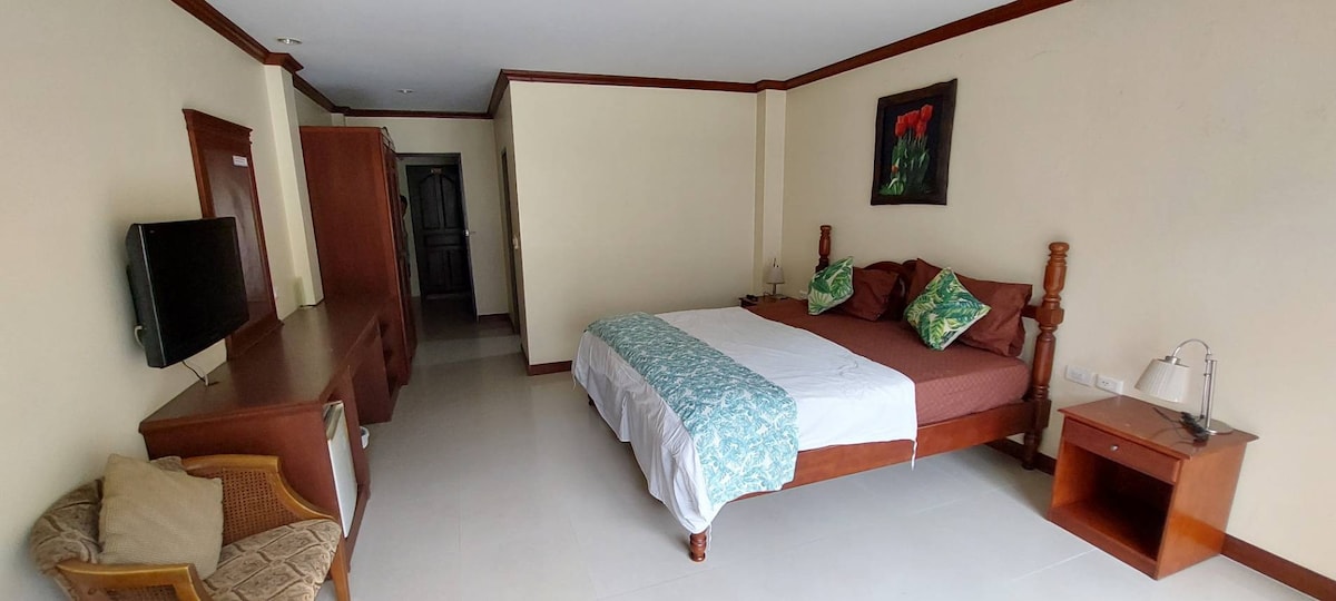 Pranang Flora House Homestay