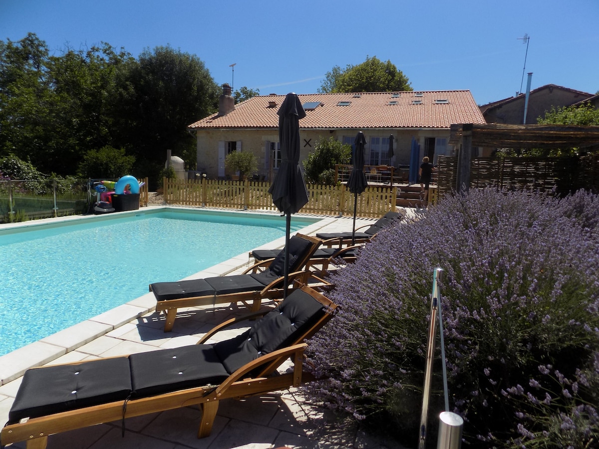 Gîte Pic noir avec piscine/Périgord