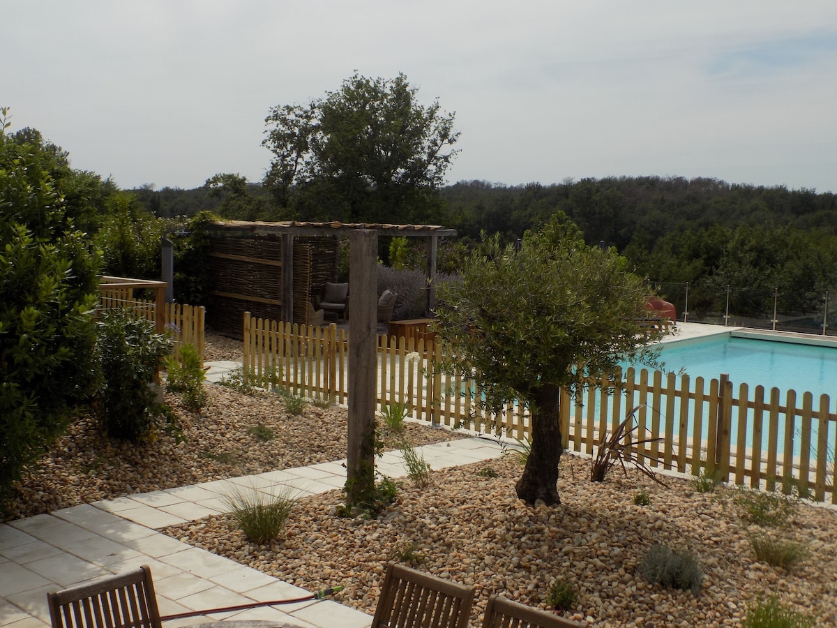 Gîte Pic noir avec piscine/Périgord