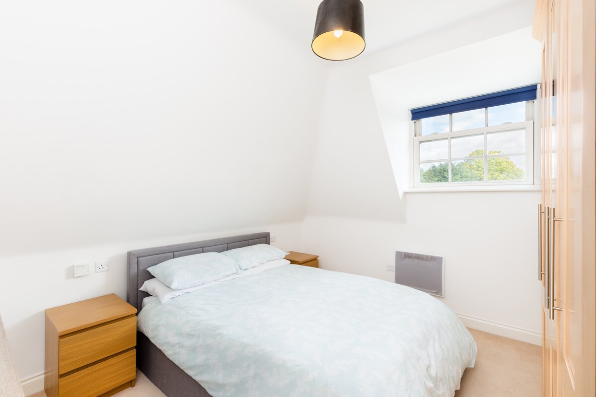 Modern 1 Bed in Leamington Spa