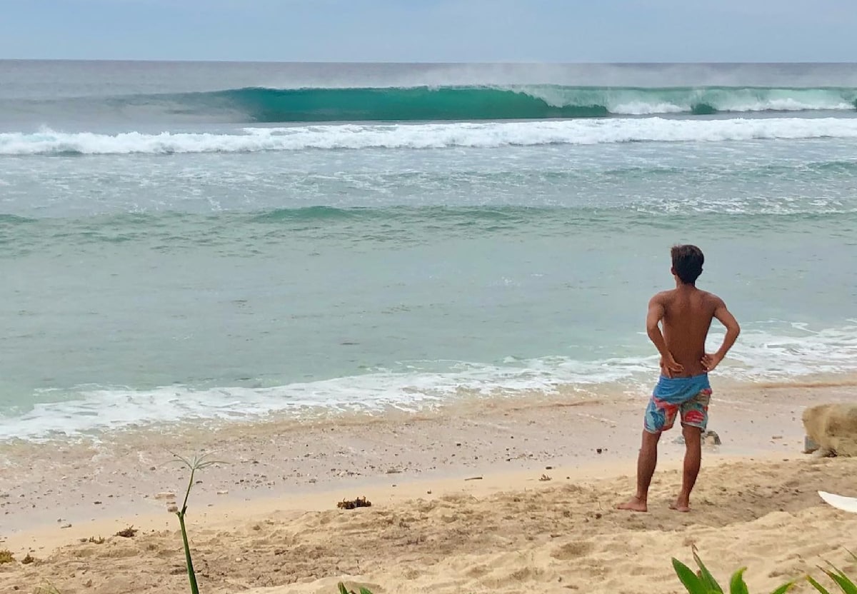 Beach Hut. Whitesand. Surfspot