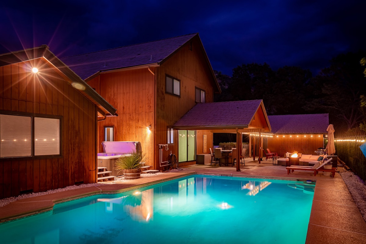 Meadow Cabin~Pool & Hot Tub/Sequoia Park