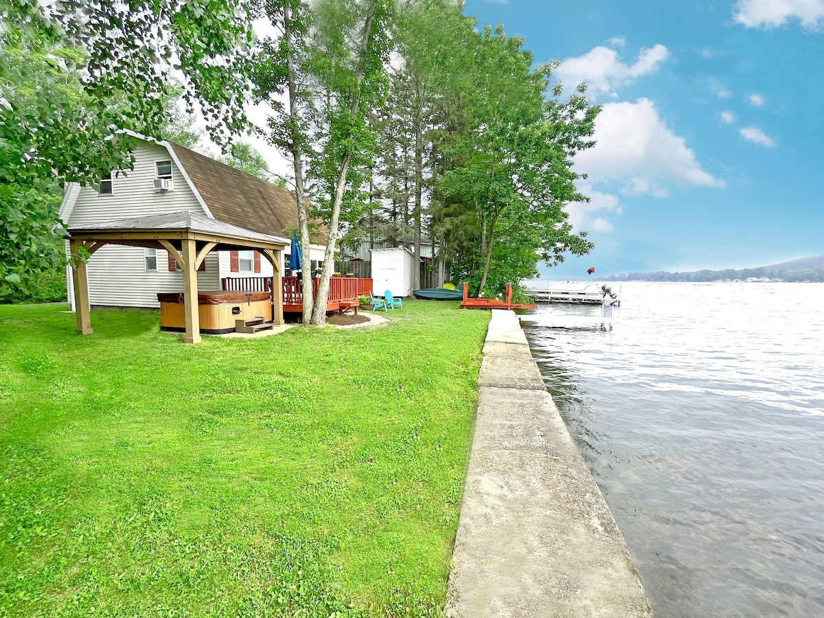 DeRuyter Lakefront Camp w/ Dock & Hot Tub, 3br