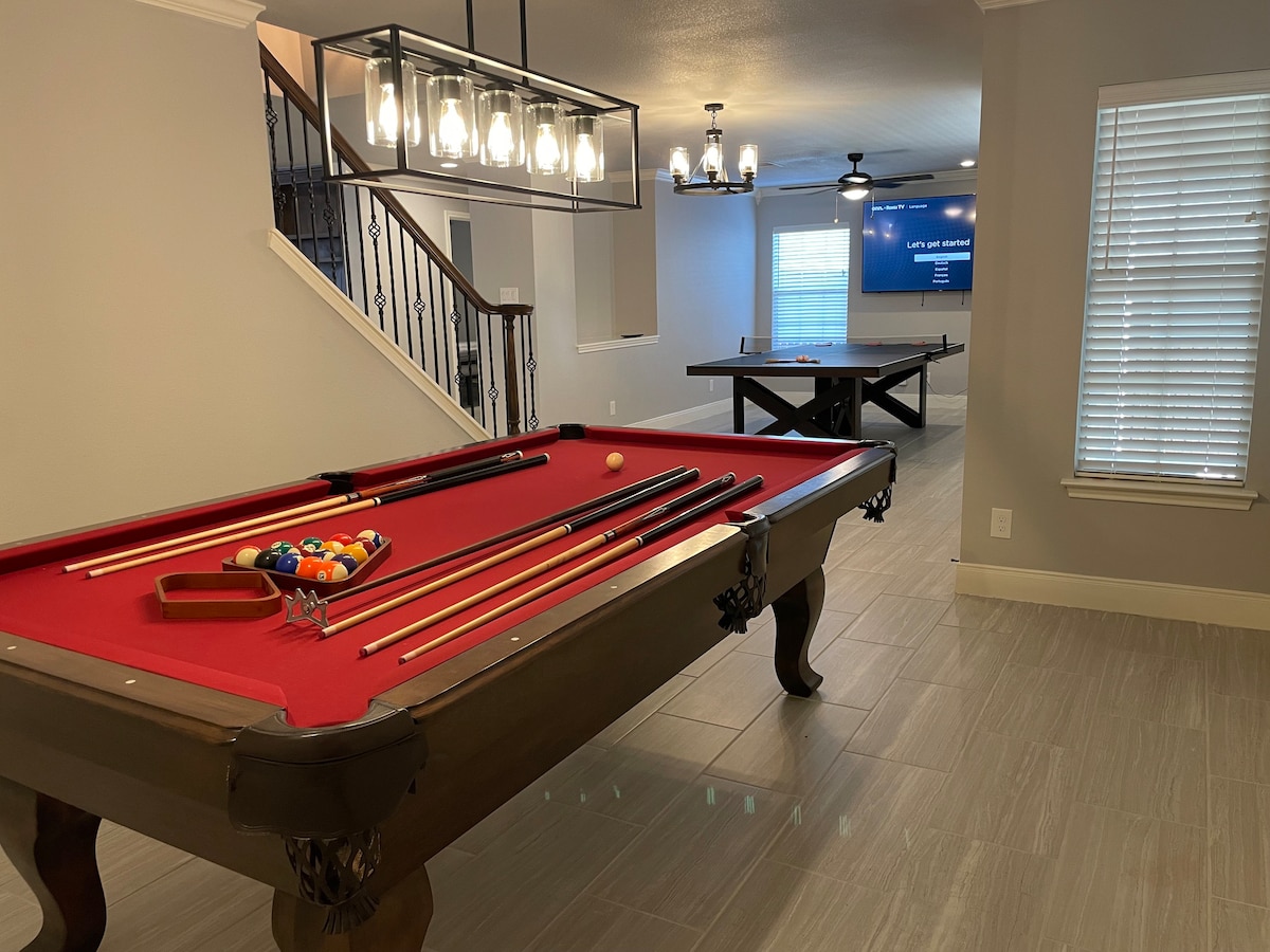 6 bed 120” theater ping pong pool table Stone Oak