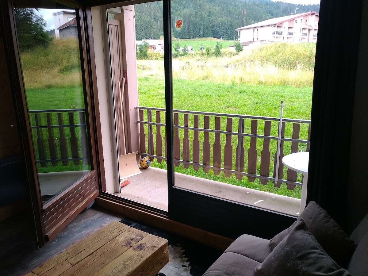 Appartement montagne Haut-Jura, au pied des pistes