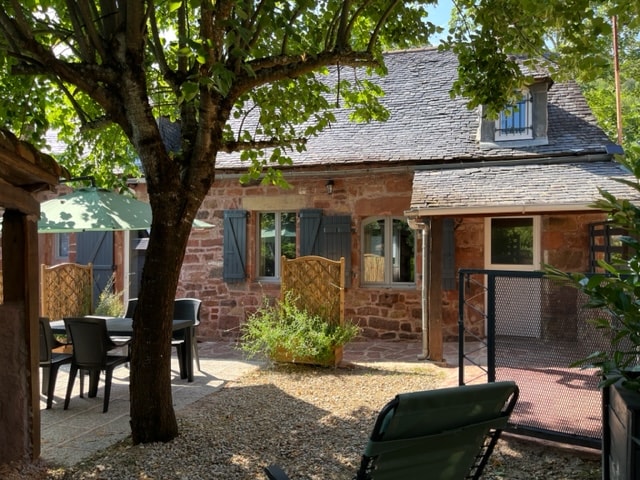 Gîte sur Collonges La Rouge