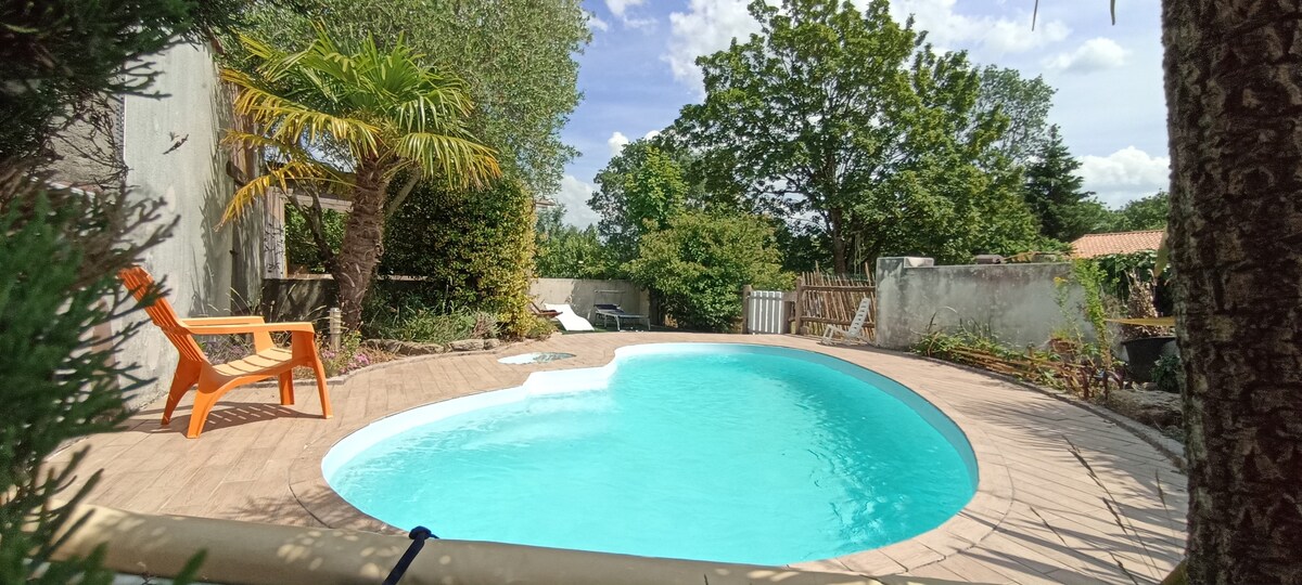 Maison avec piscine 8 personnes