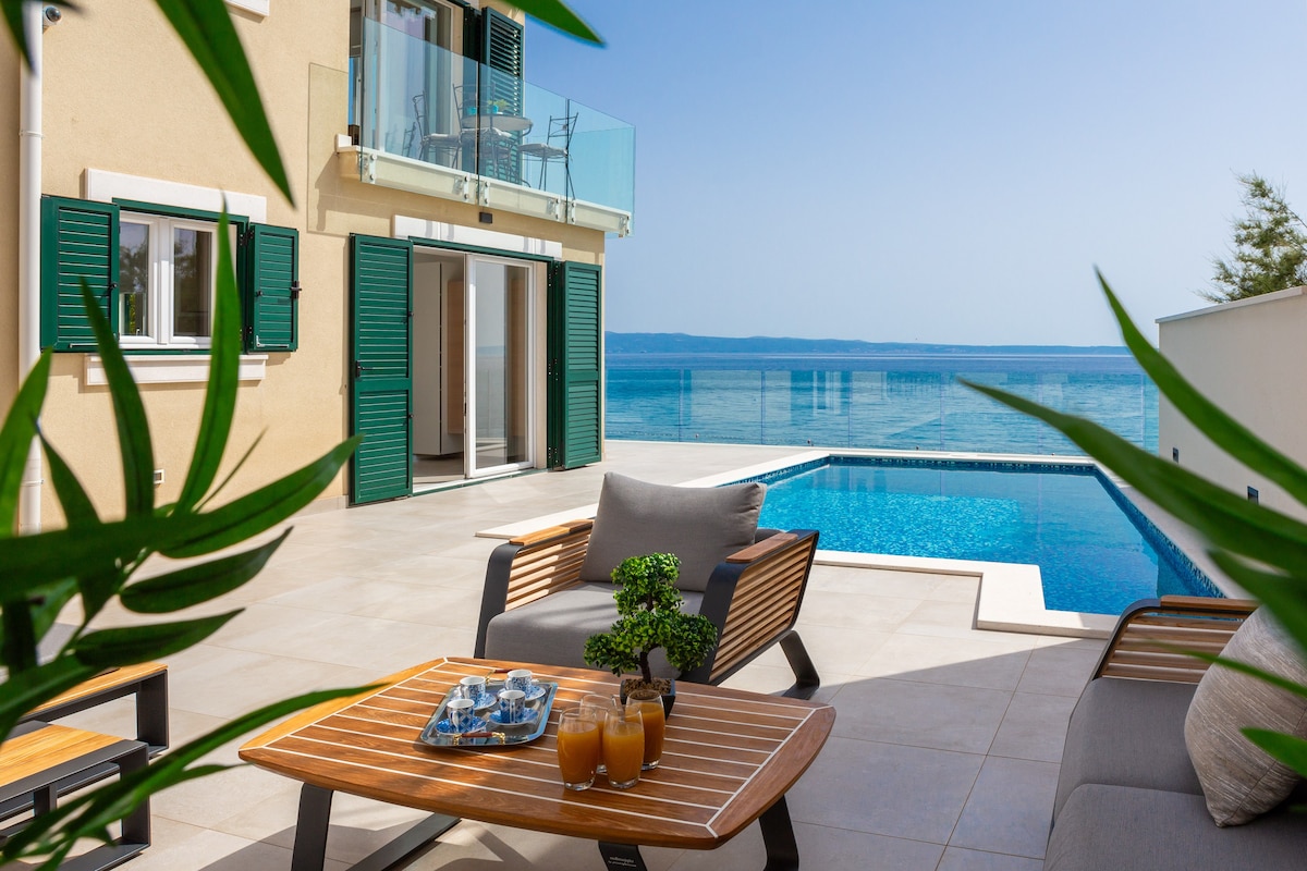 Epetium Beach Villa