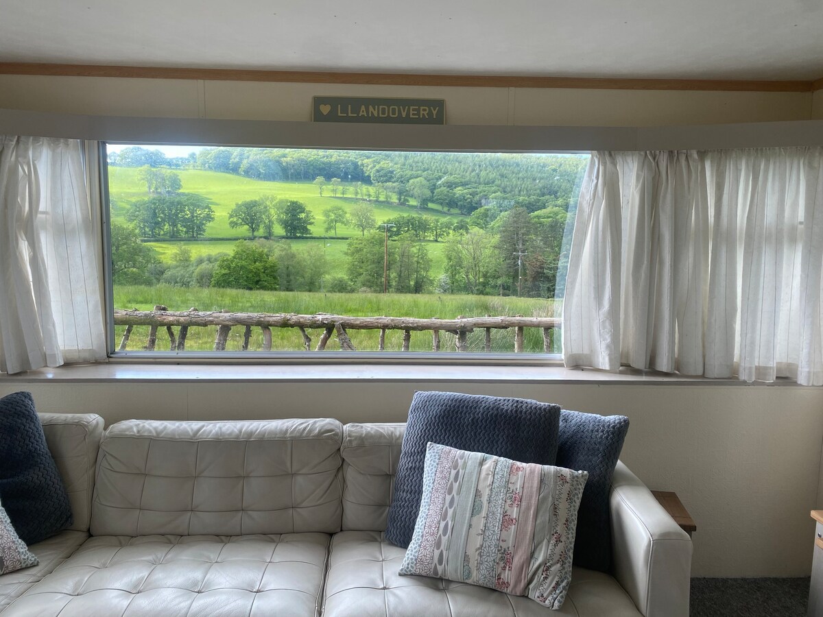 Llandovery Caravan. Family/Biker/Hiker friendly