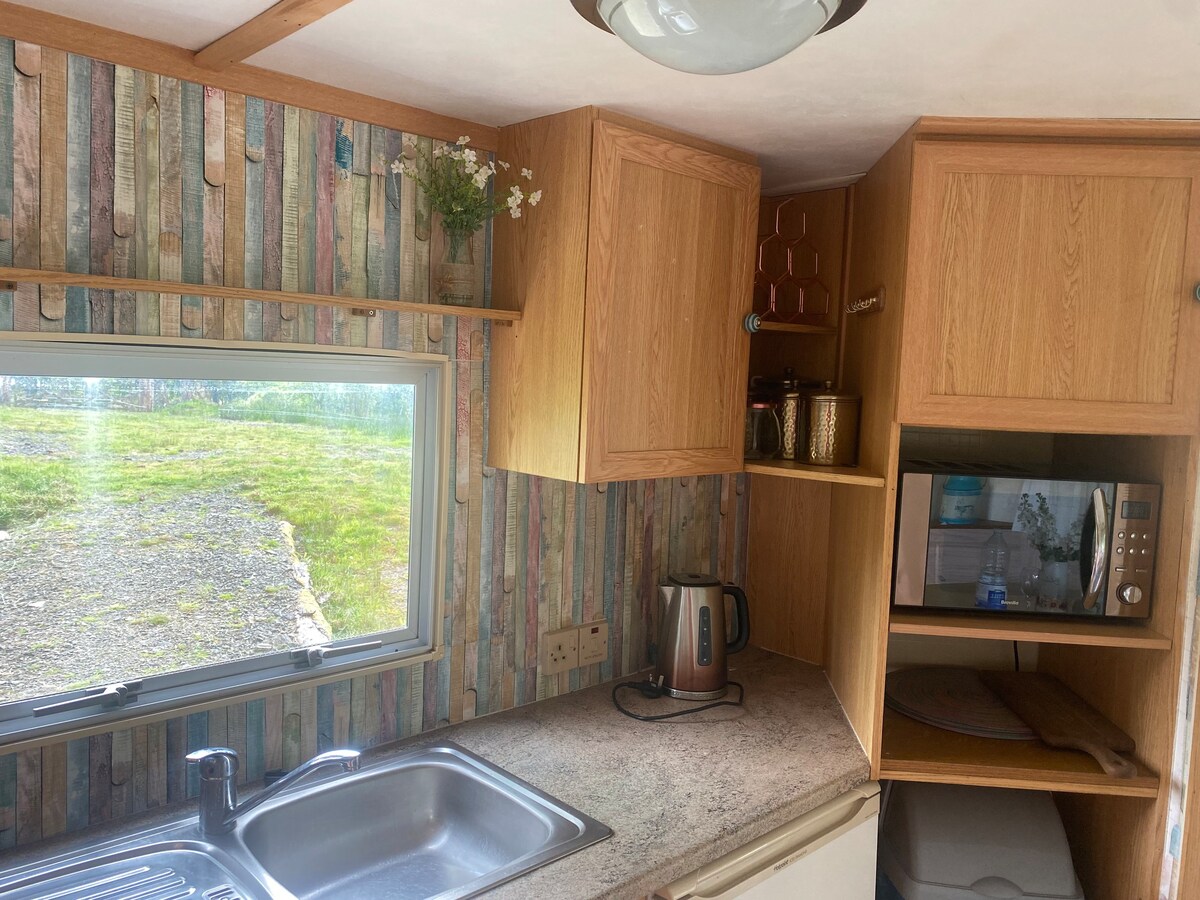 Llandovery Caravan. Family/Biker/Hiker friendly