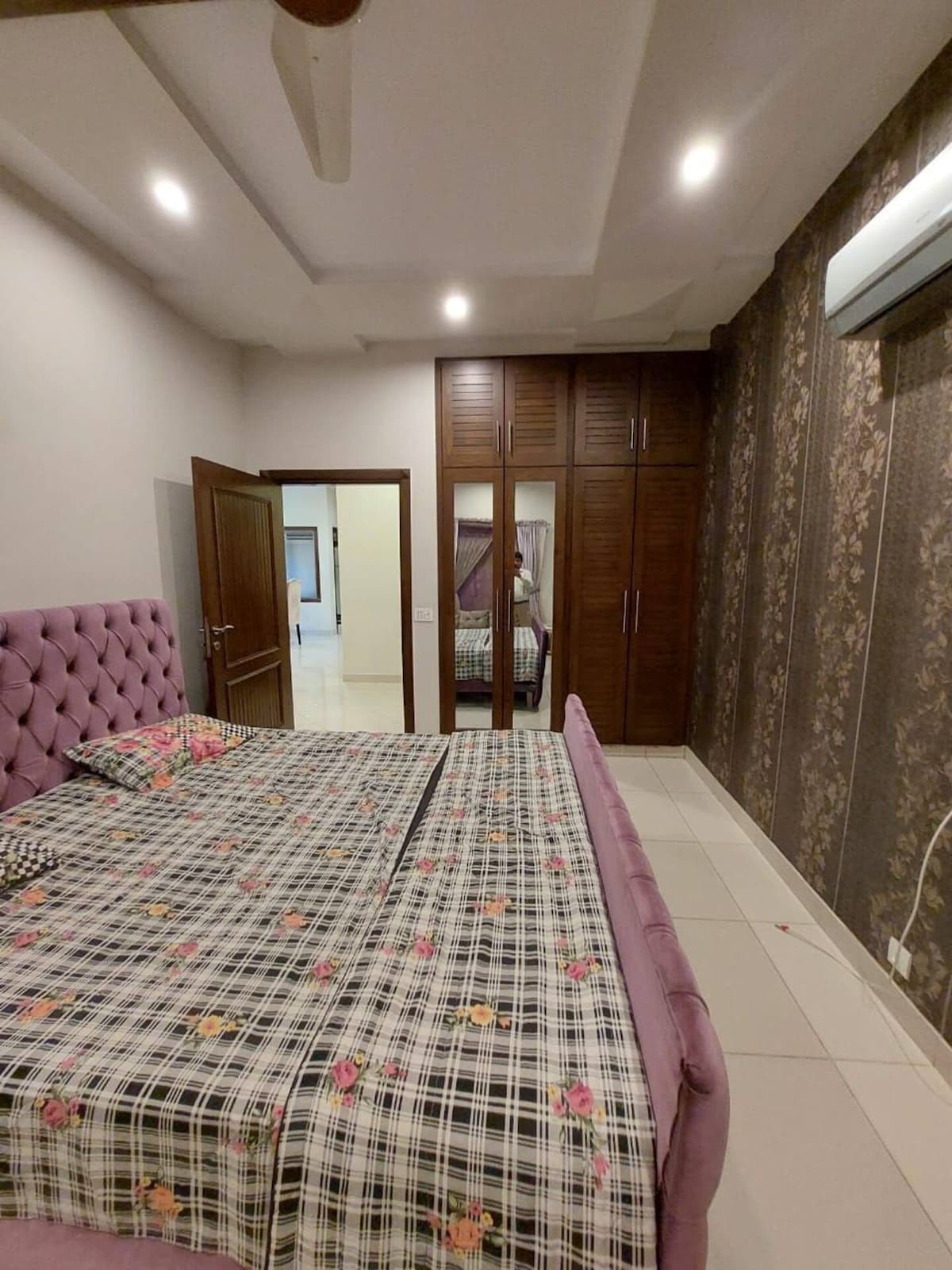 Furnished Apartment in Lahore