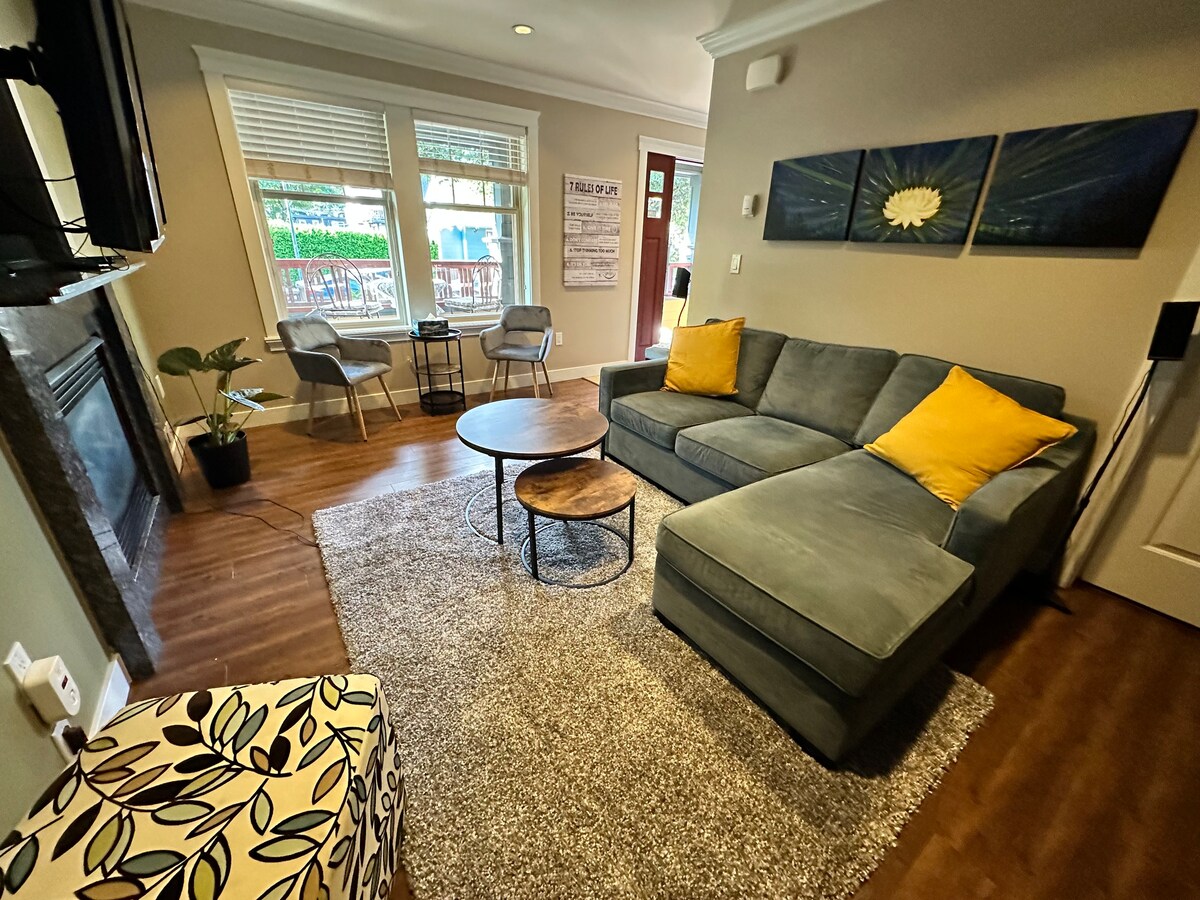 Beautiful & Bright 3BDR Home In Vancouver