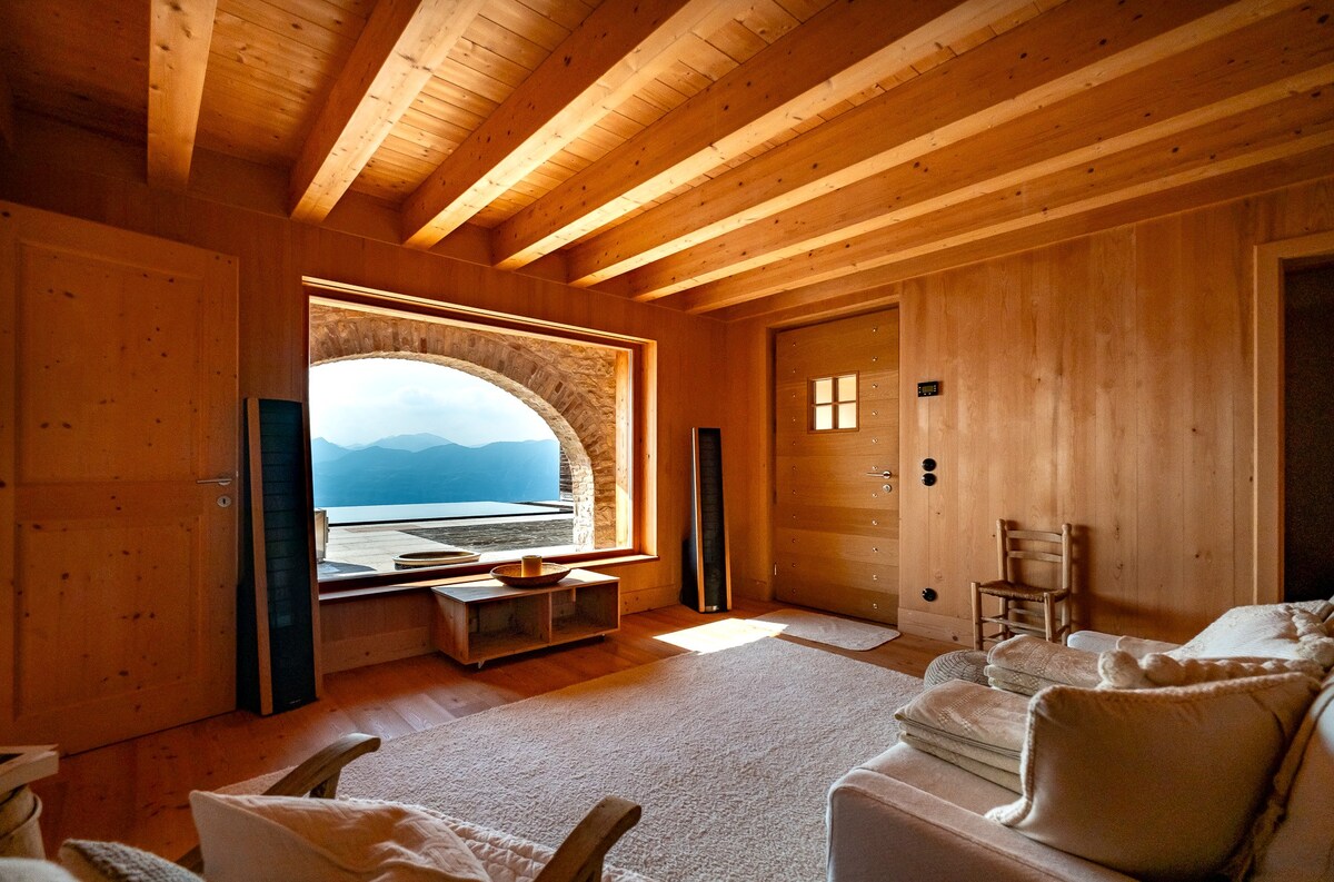 Aquiluna Garda Lake Suite,