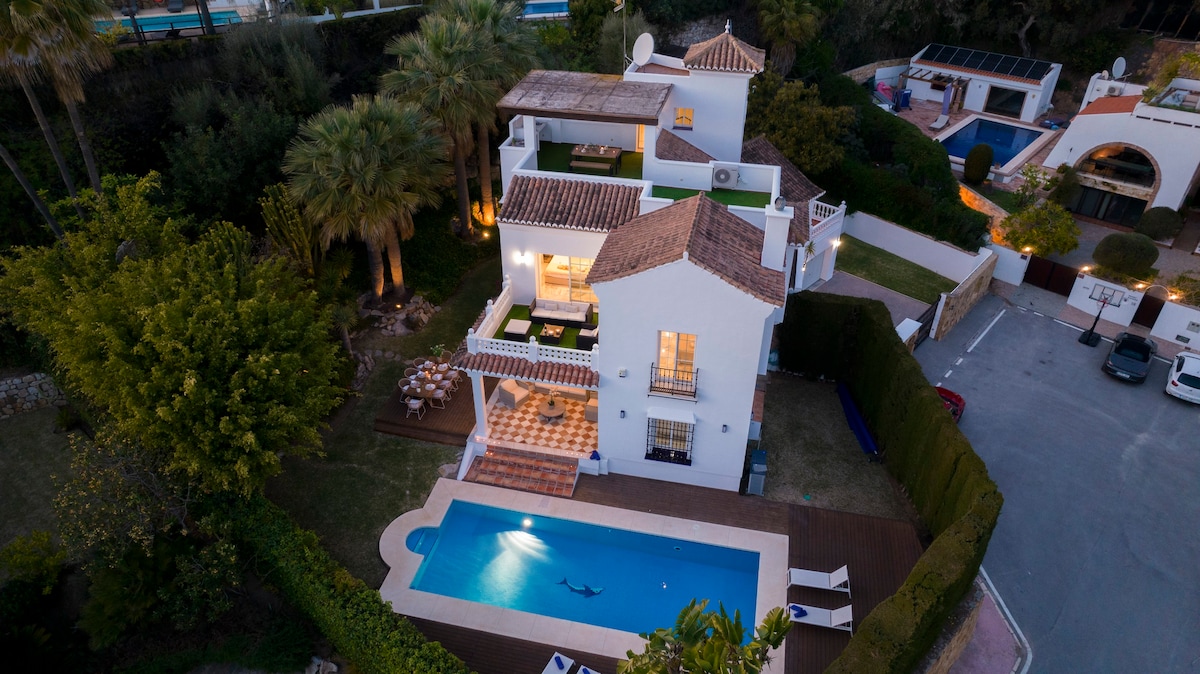 Vacation Marbella Villa I Sea View, Private Pool