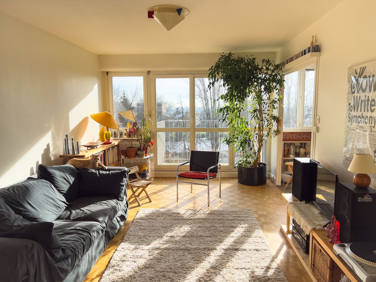 Chambre privée et lumineuse proche de Paris (2)