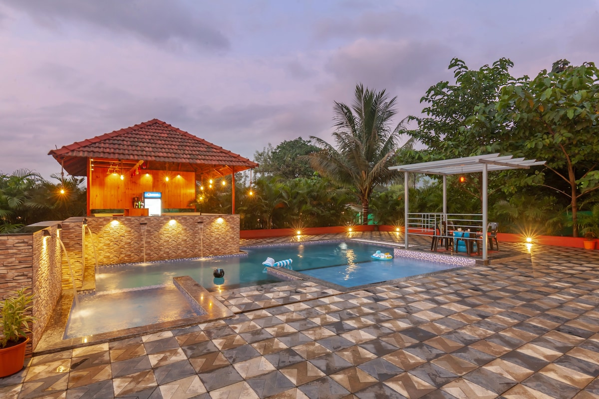 Luxury 4 BHK Private Pool Villa in Karjat