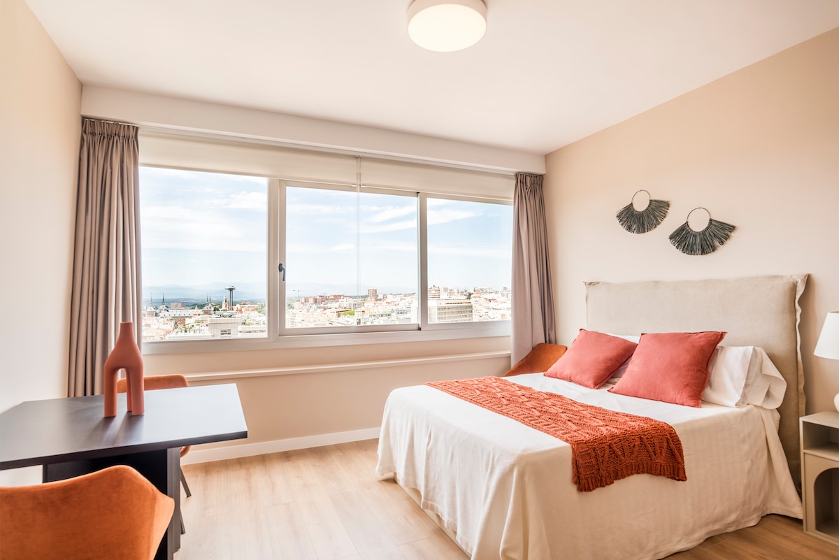 Suite vistas exclusivas centro Madrid