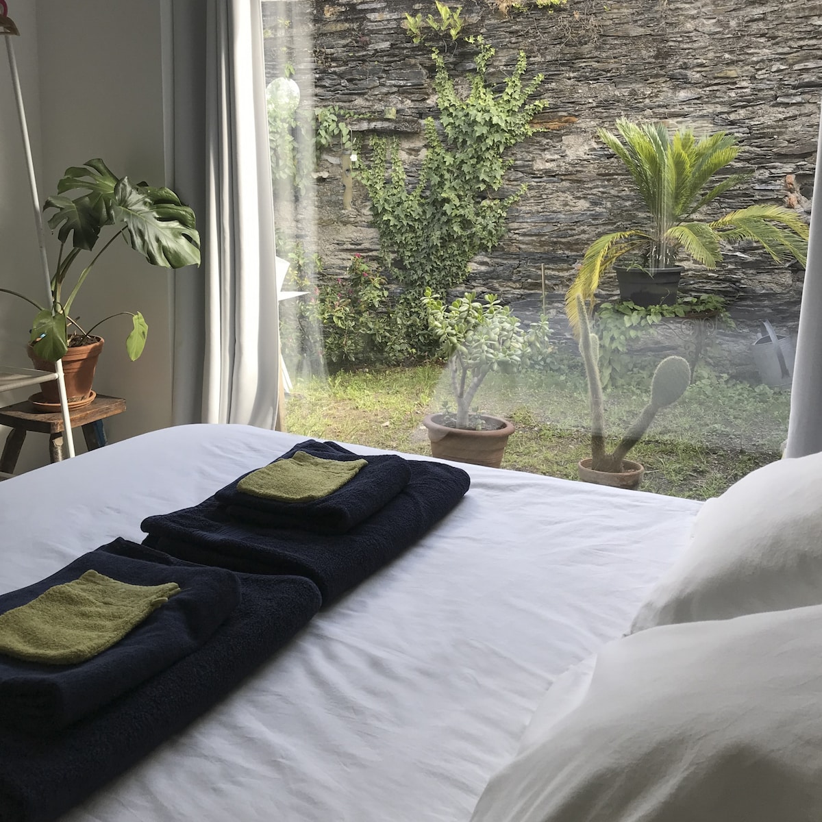 Chambre privée dans maison bohème - centre Angers