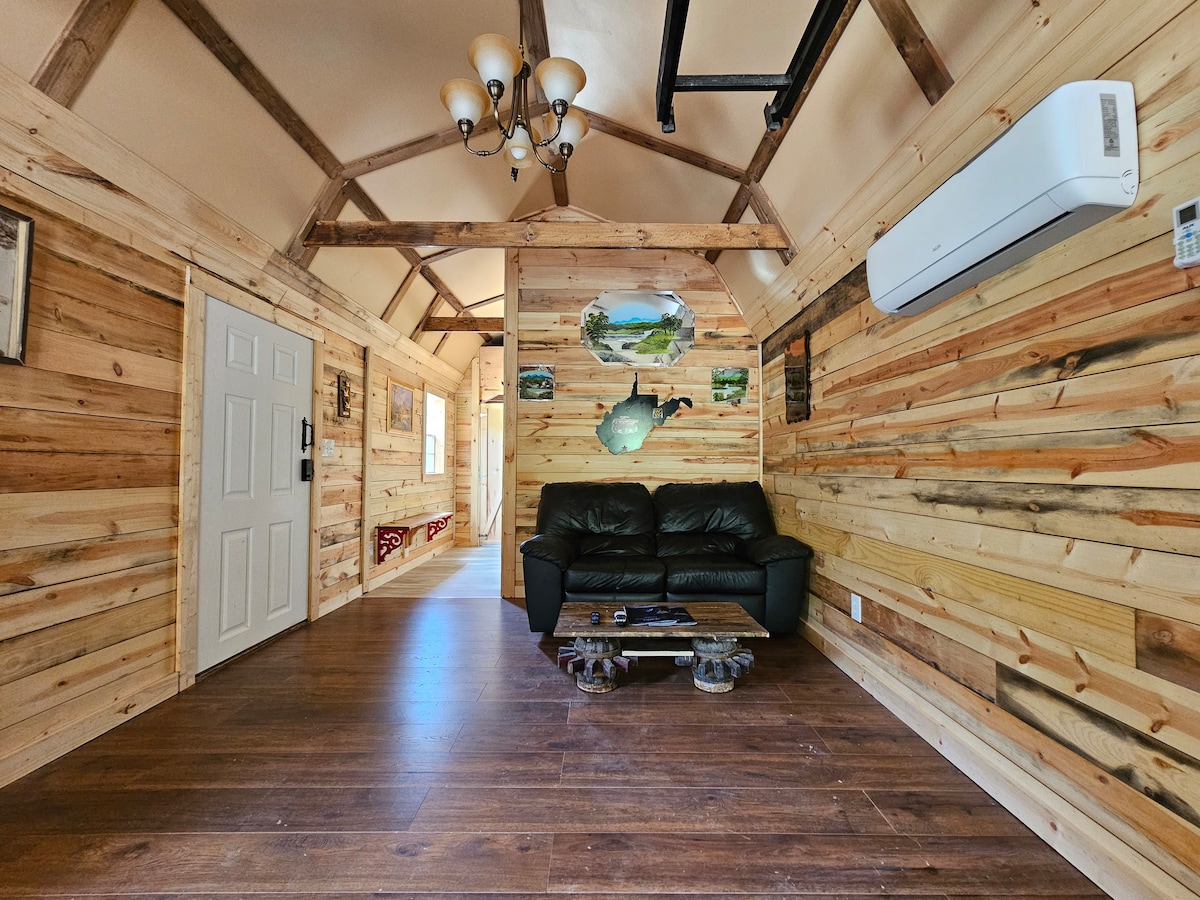 1 BR/1BR Lofted Cabin