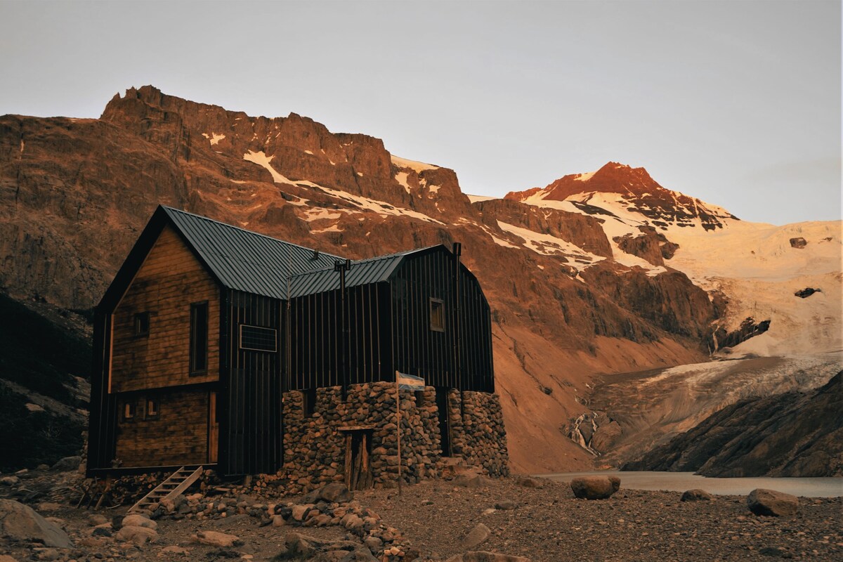 Puesto Cagliero Lodge de montaña