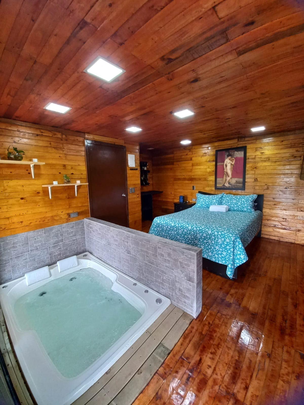 圣塔巴巴拉按摩浴缸小木屋