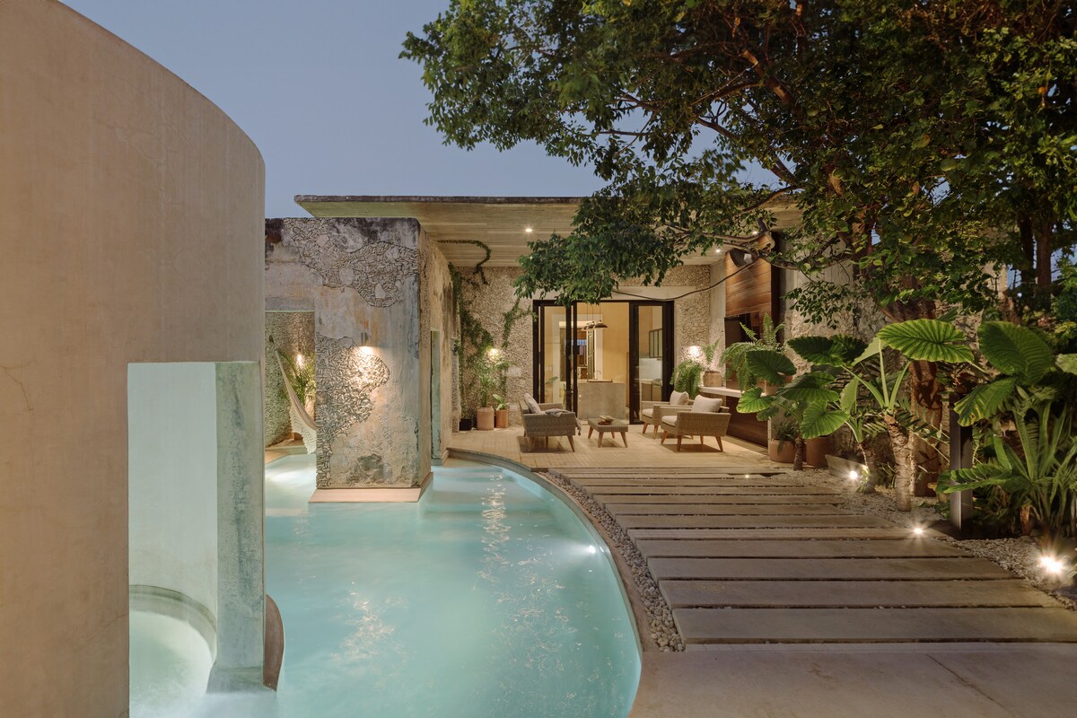 Casa Aurea Luxury Award-Winning Home