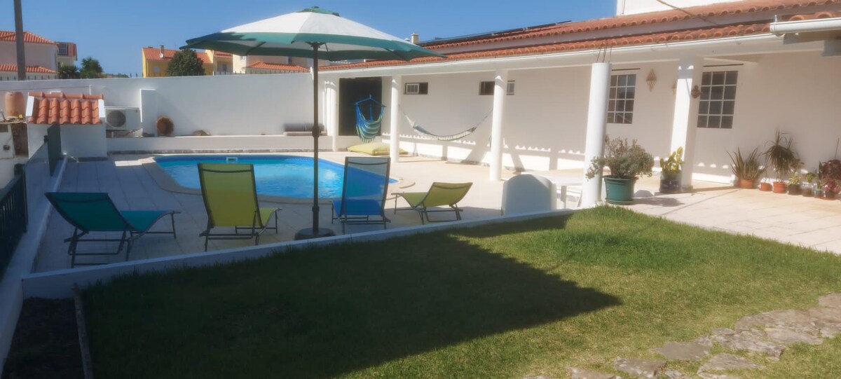 Casa T1 com piscina