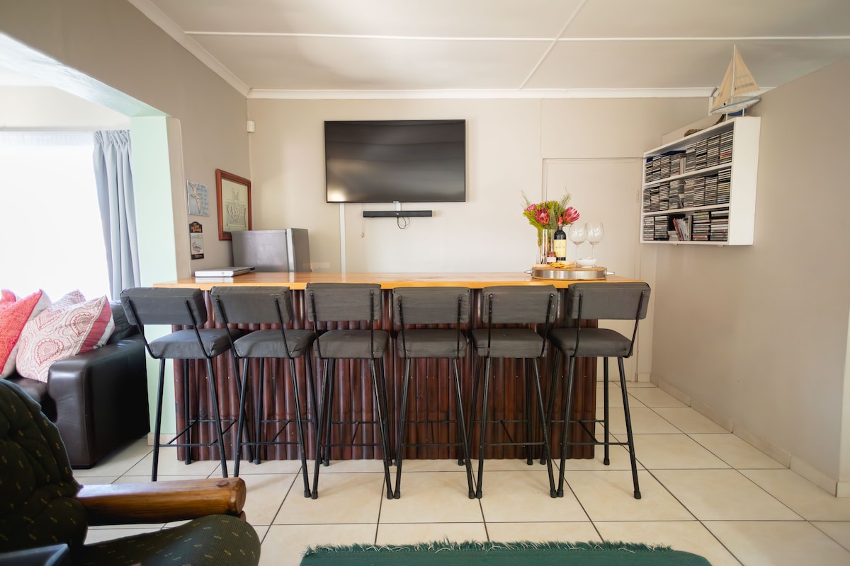 Main Stay Struisbaai