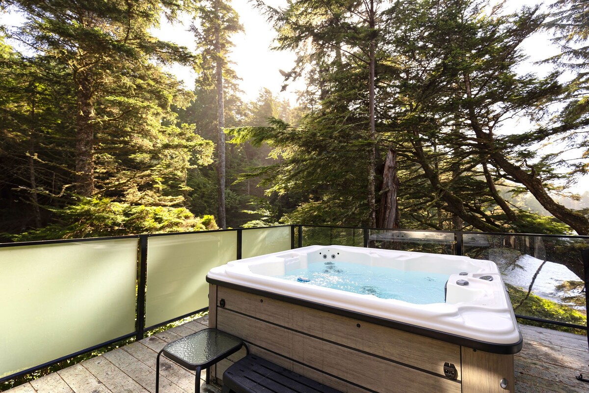 热水浴缸·海滨·宽敞的小木屋，可欣赏美景！
