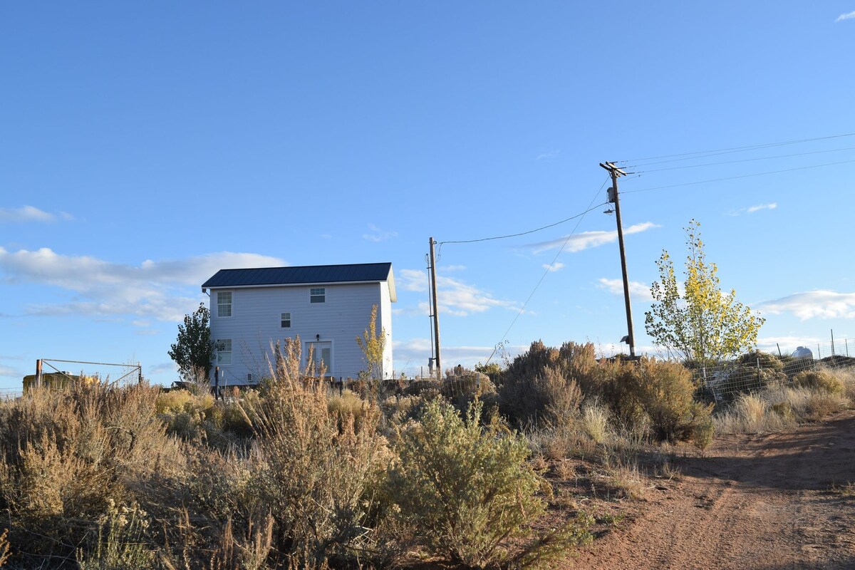 Peaceful Sage Brush Retreat