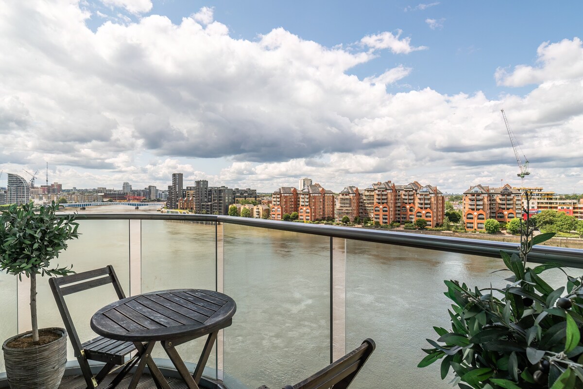 Livestay Stunning Flat With Balcony & River Views