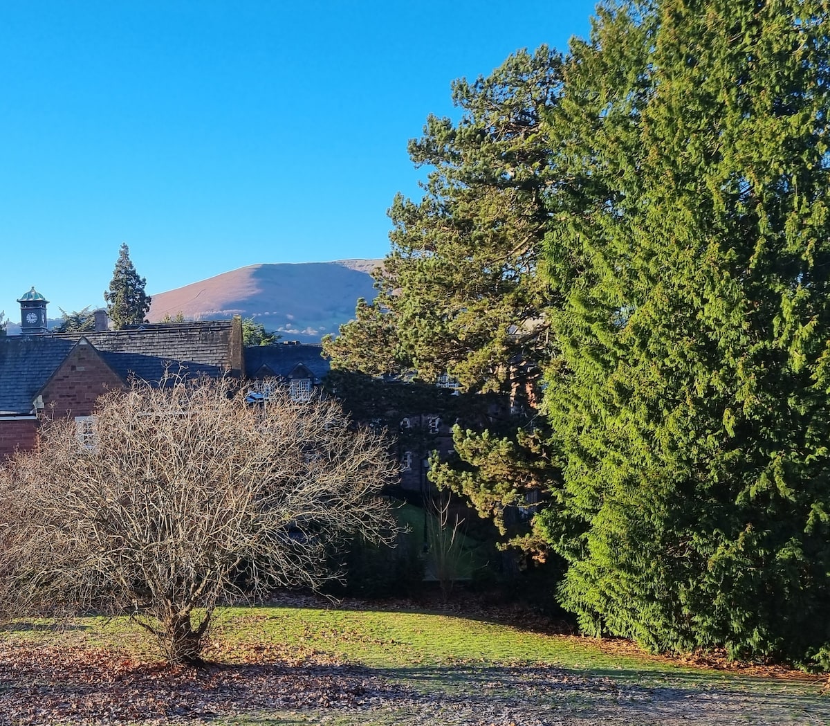 Private Suite, Abergavenny, Brecon Beacons -2 beds