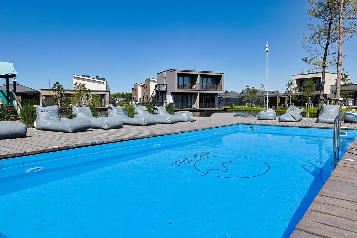 2卧室/房屋@ Mano Jūra ，带室外游泳池，由房屋管家提供