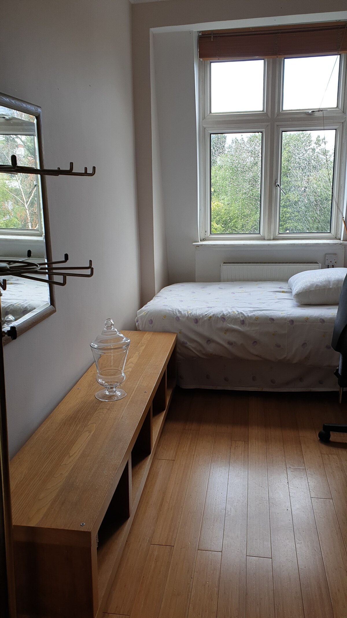 Hampstead Single Large Bedroom.