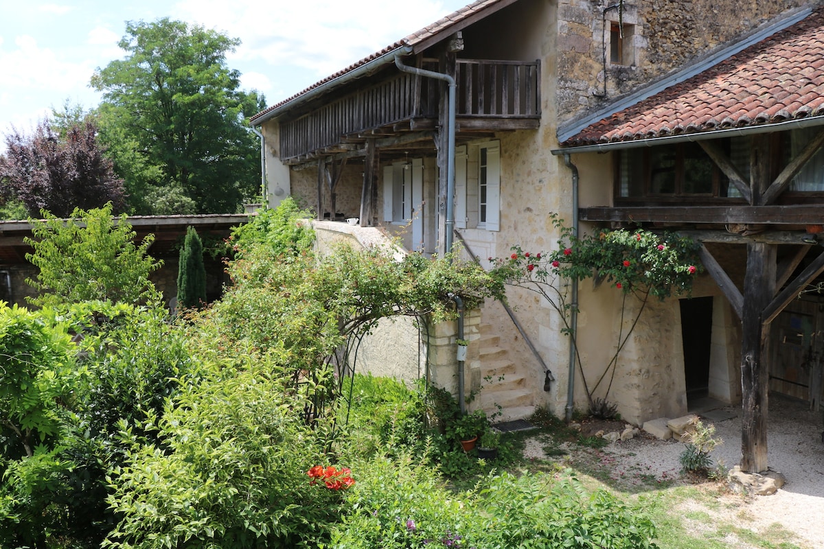 Maison ancienne en Périgord, 10 pers