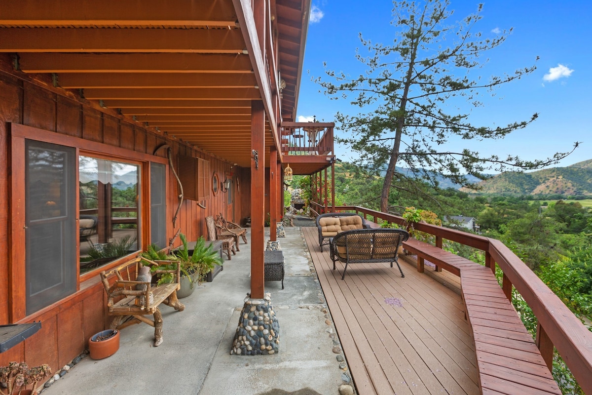 Sequoia Lookout Lodge~Near Park ~ No cleaning fee