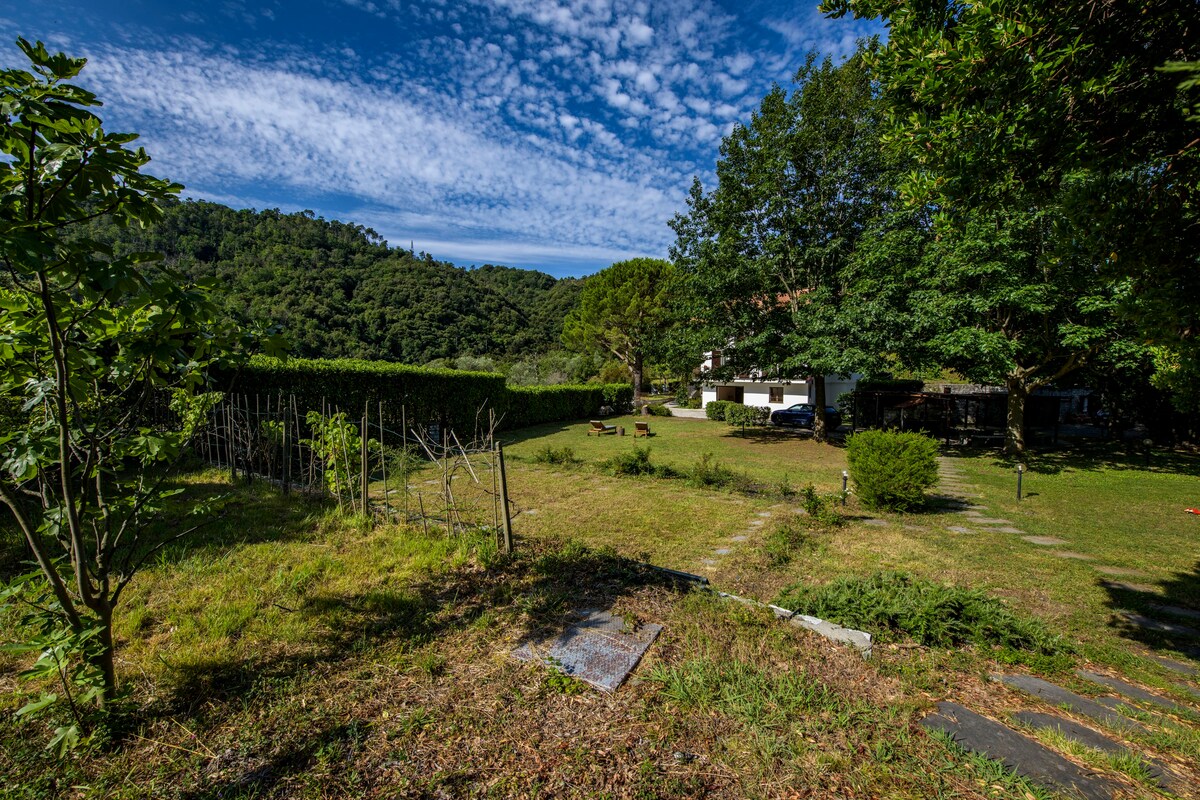 Villa la Pianazza with Pool, 15 minutes to the sea