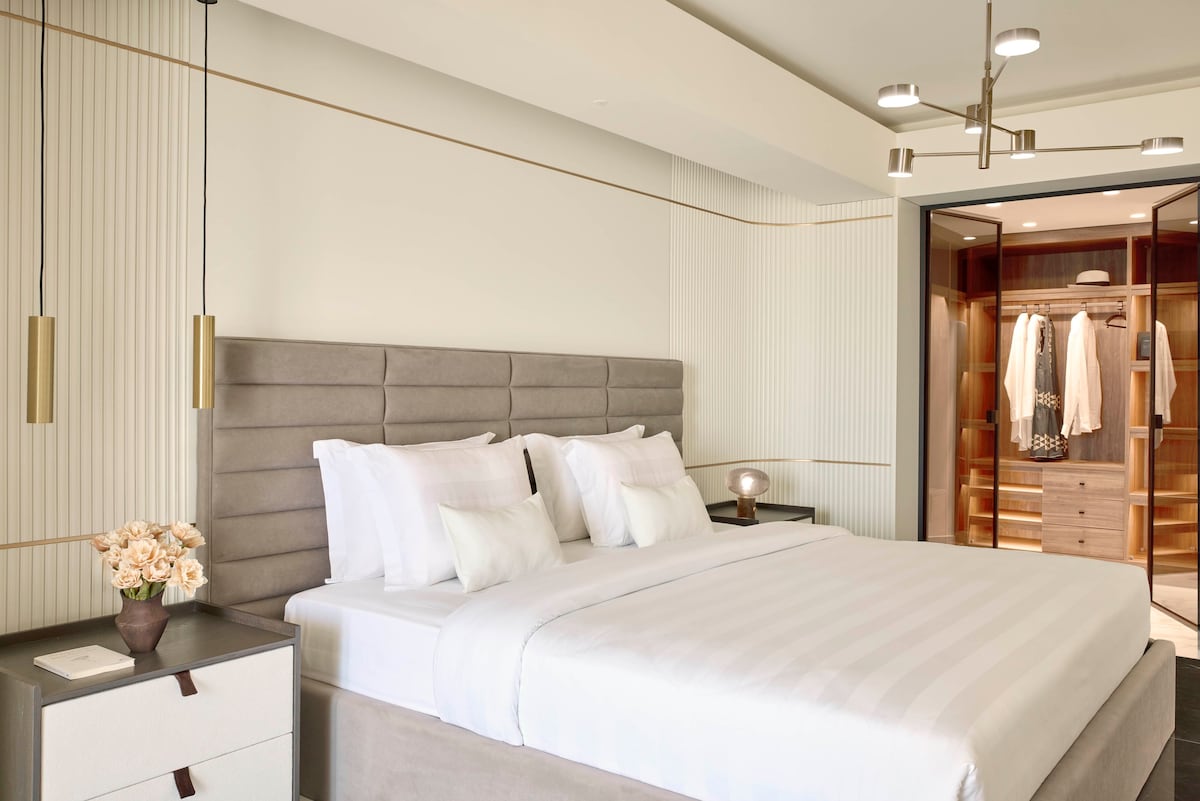 Stylish Luxury Suite in 5* Hotel