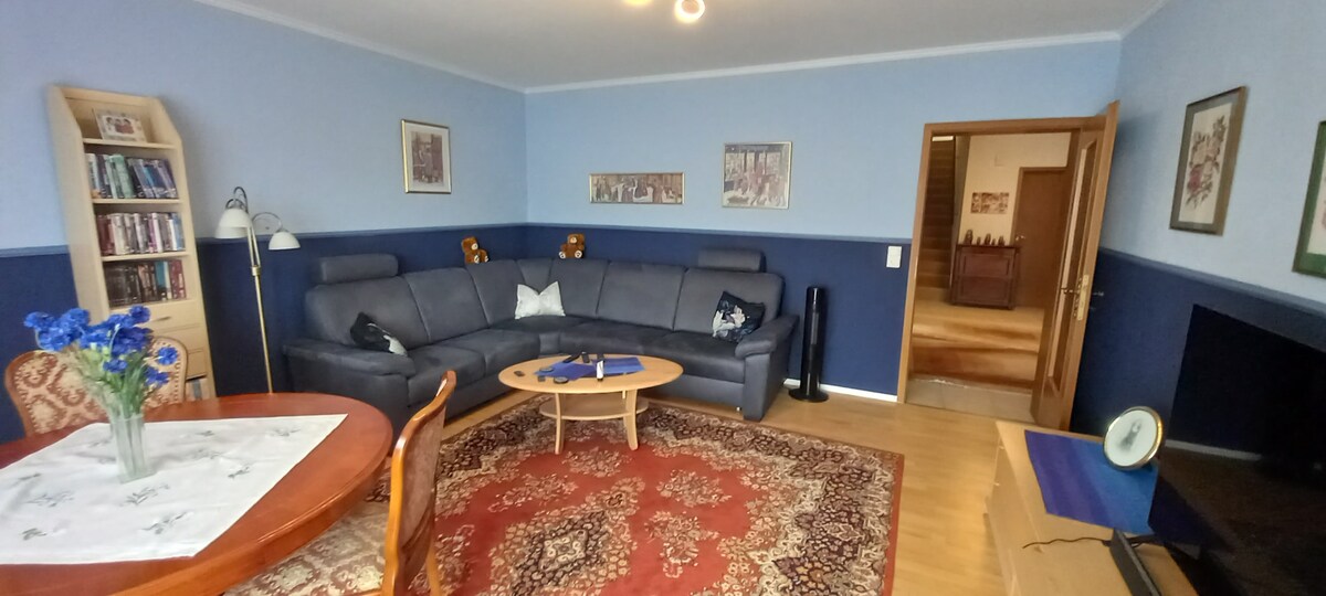 A large Fully Furnished Holiday Apartment