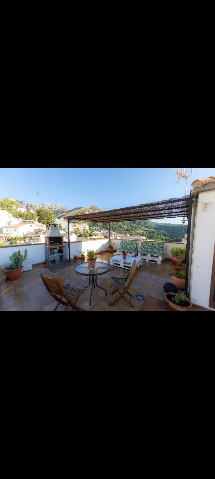 Casa con terraza en Cazorla.