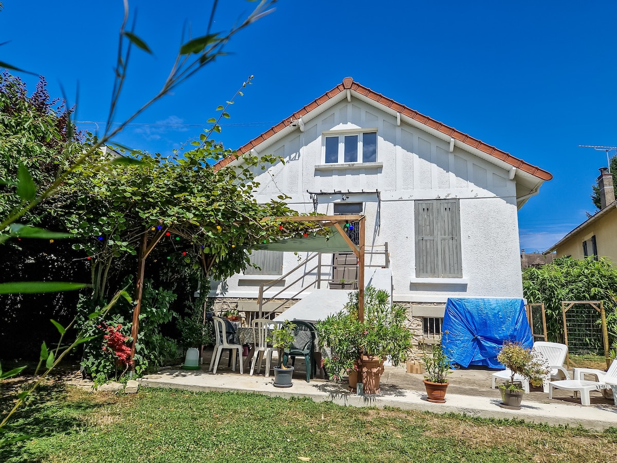 Gîte Marguerite _ Maison + Jardin