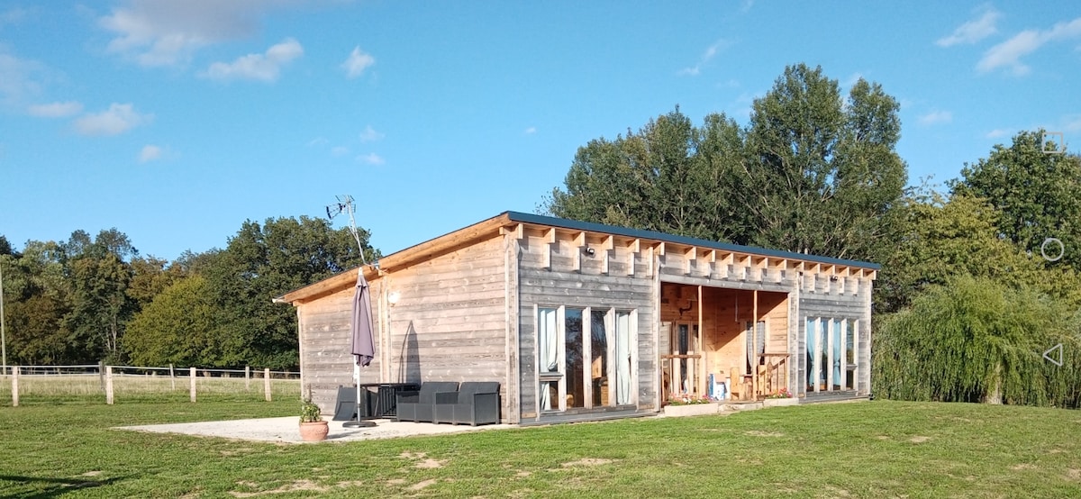 Charmant chalet au milieu des chèvres