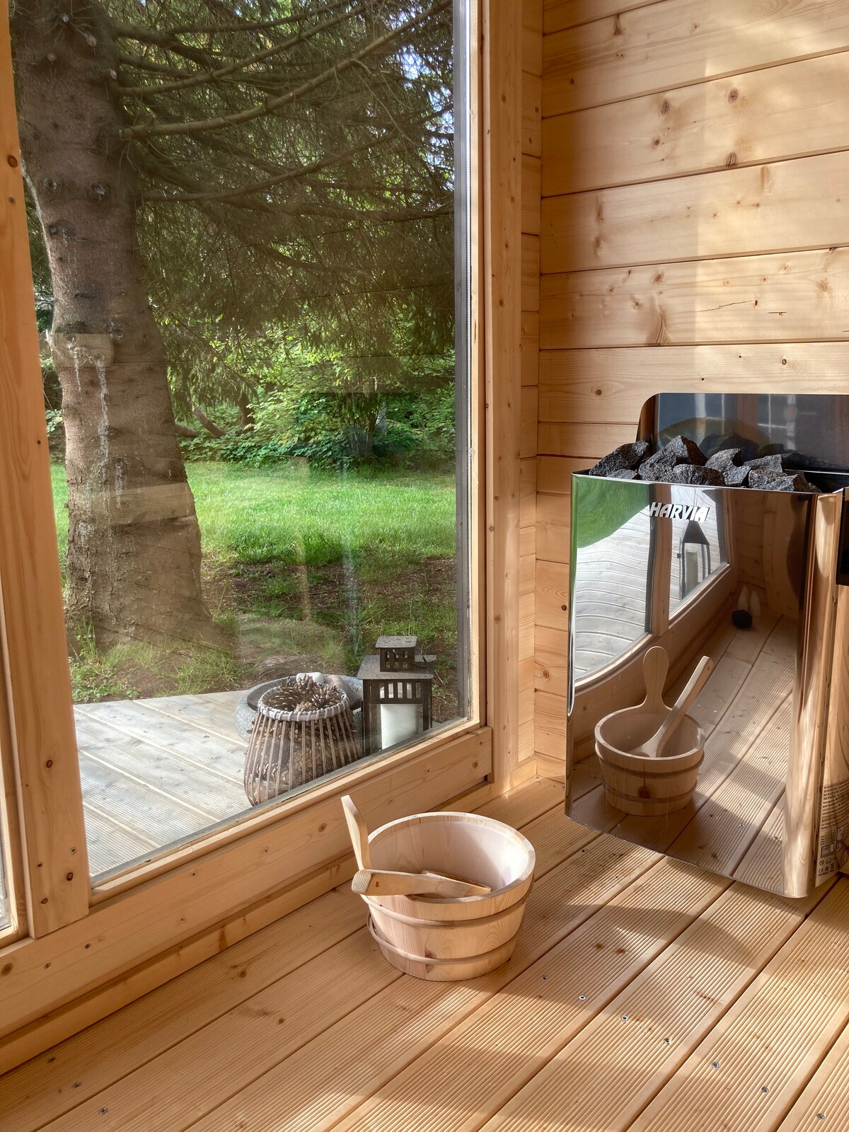 Summerhouse with sauna and lovely beds, near beach