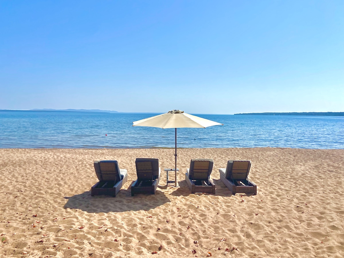 Private Beach house on Lake Superior sandy shores